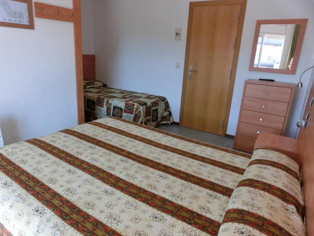 Hotel Can Catala Л'Аскала Номер фото
